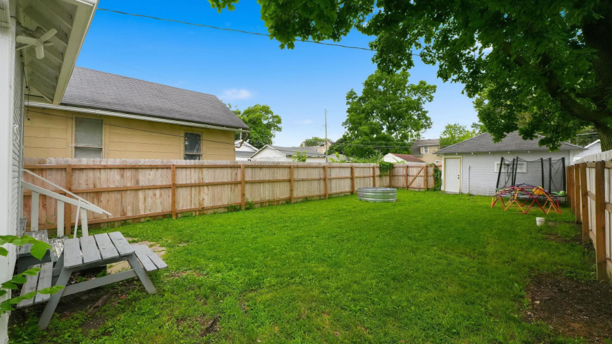 Listing Image 38