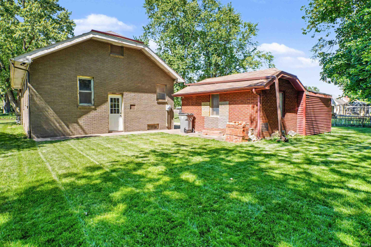 Listing Image 19