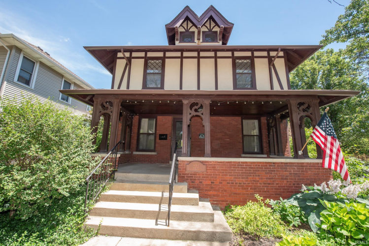 Listing Image 3