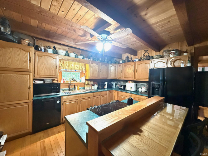 Listing Image 13