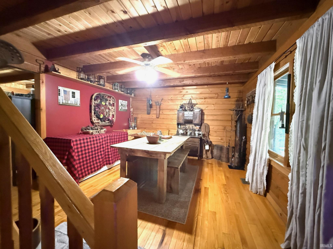 Listing Image 19
