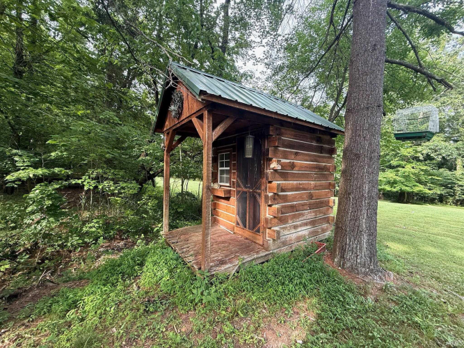 Listing Image 42