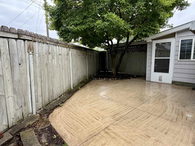 Listing Image 32