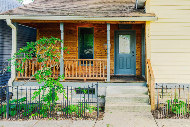 Listing Image 3
