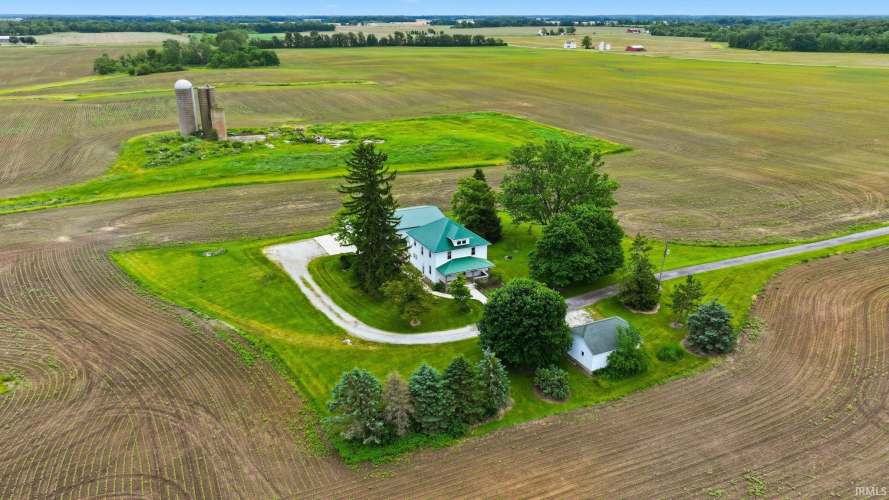 Listing Image 12