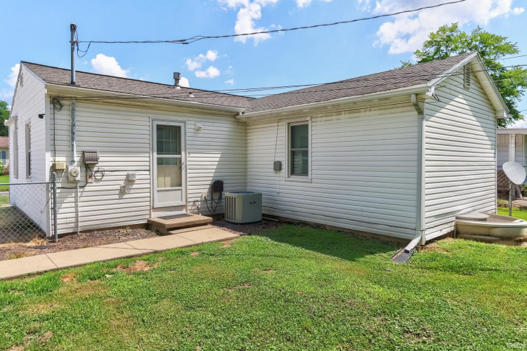 Listing Image 20