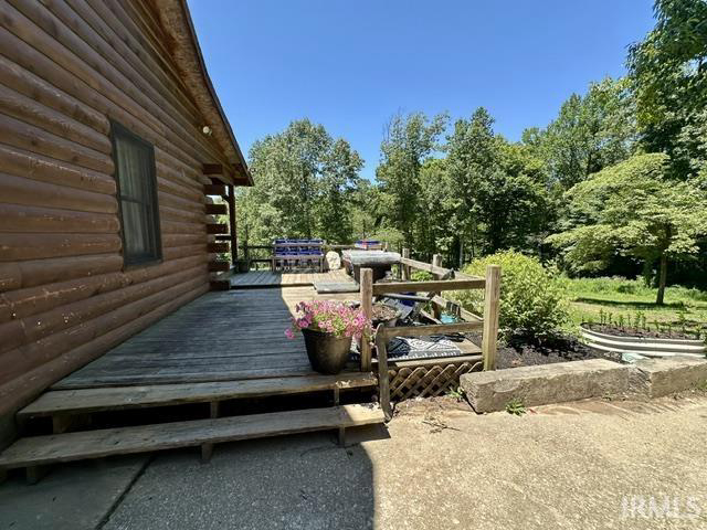 Listing Image 4