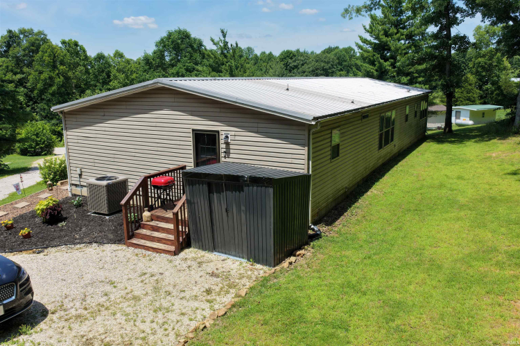 Listing Image 11