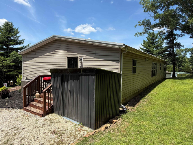 Listing Image 12