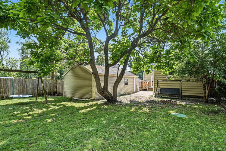 Listing Image 19