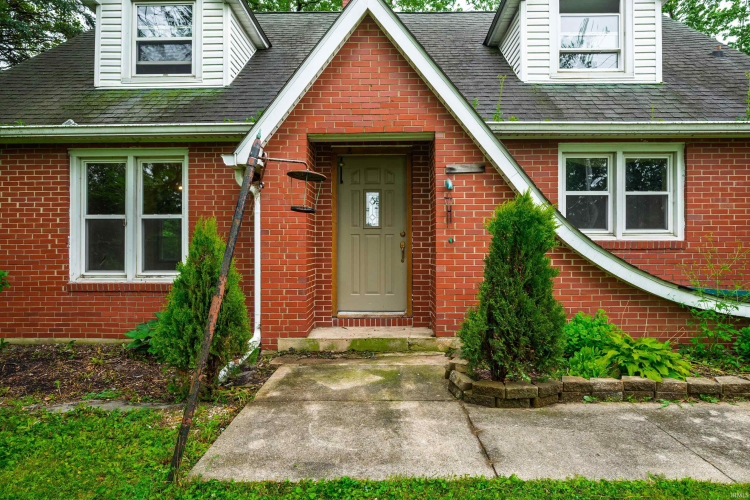 Listing Image 6
