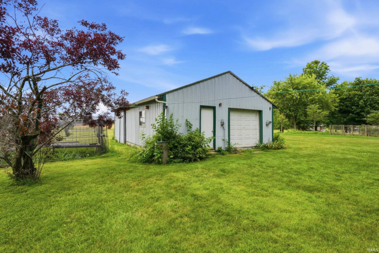 Listing Image 45