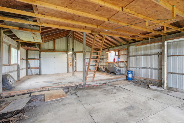 Listing Image 47