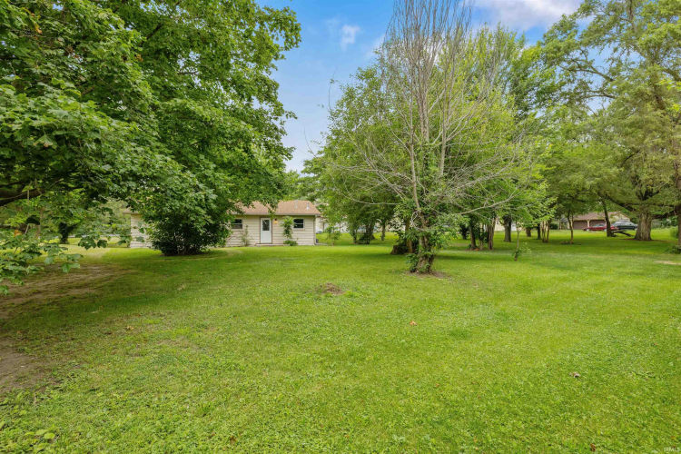 Listing Image 14