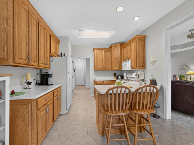 Listing Image 18