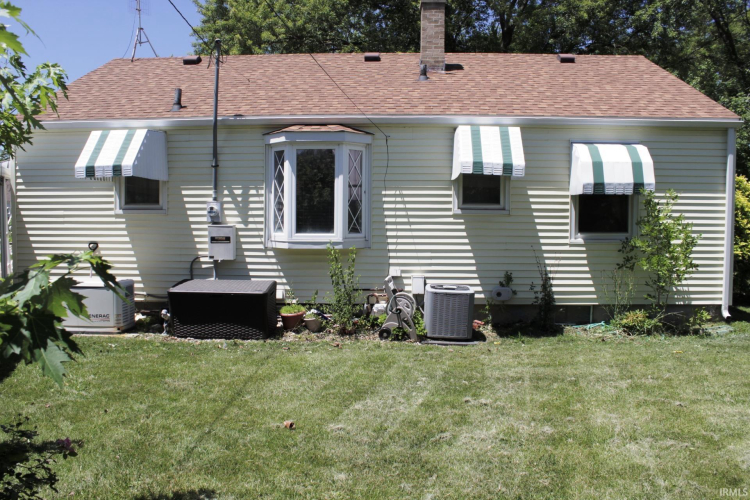 Listing Image 19