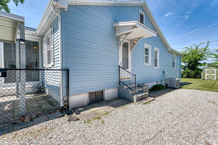 Listing Image 18