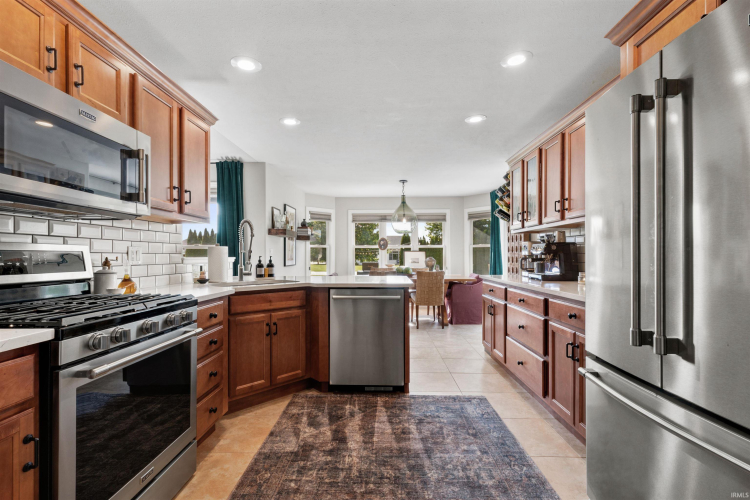 Listing Image 13