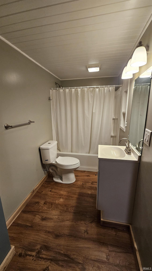 Listing Image 17