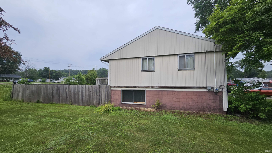Listing Image 24