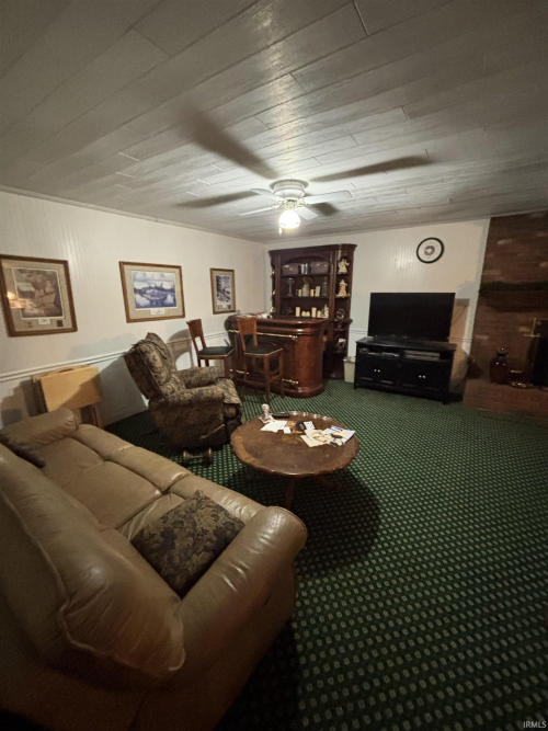Listing Image 17