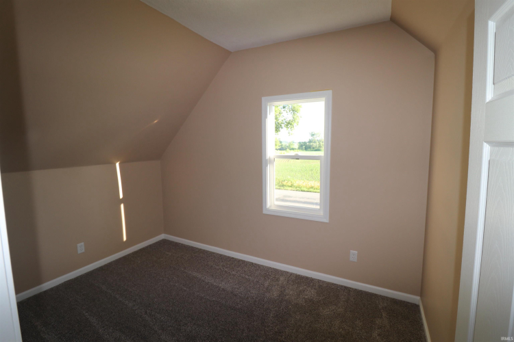 Listing Image 24
