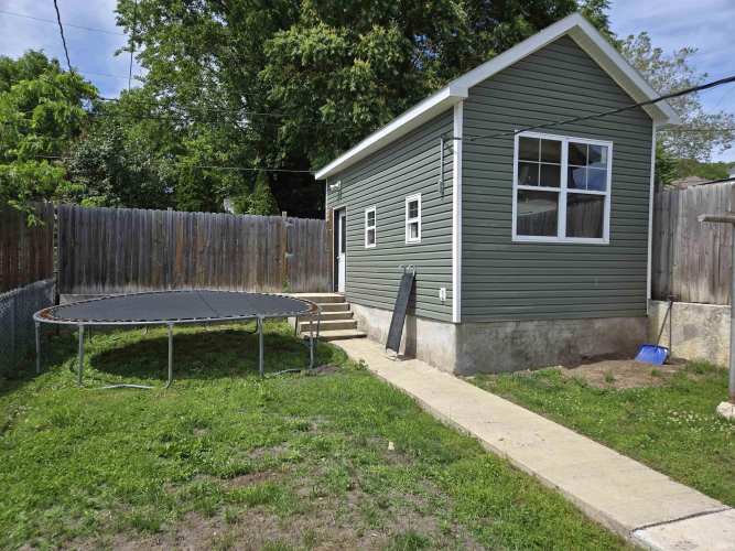 Listing Image 25