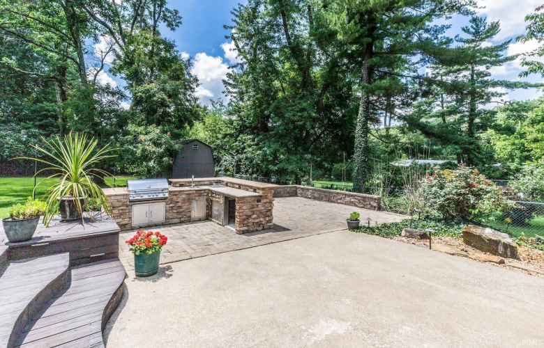 Listing Image 13