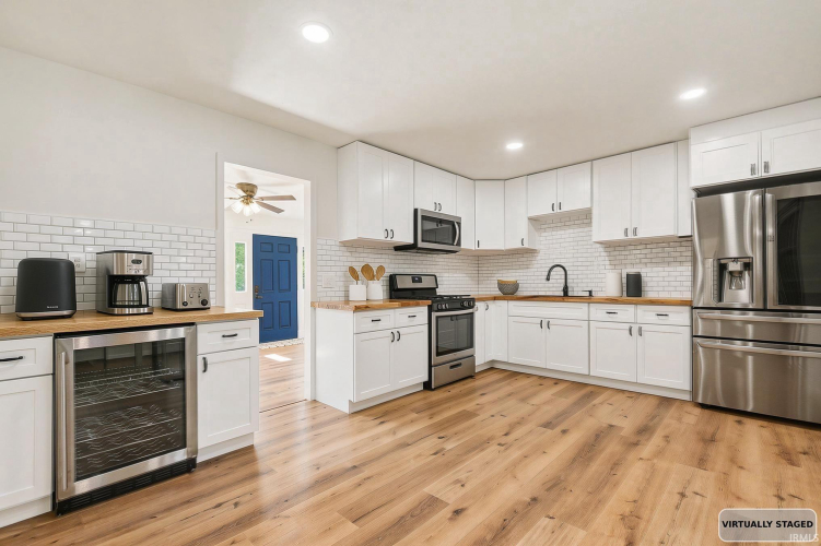 Listing Image 13