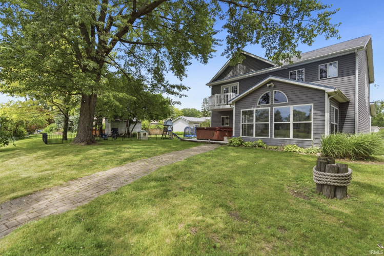 Listing Image 24
