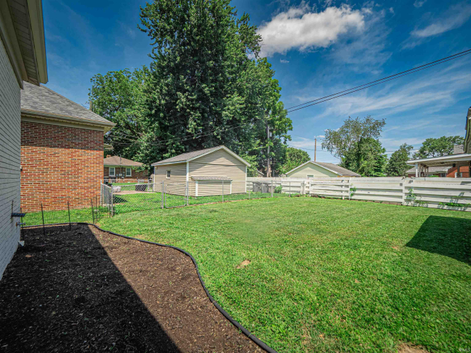 Listing Image 32