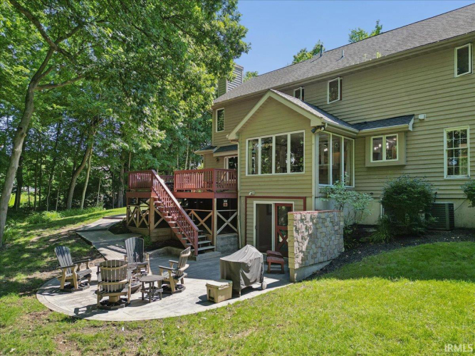 Listing Image 6