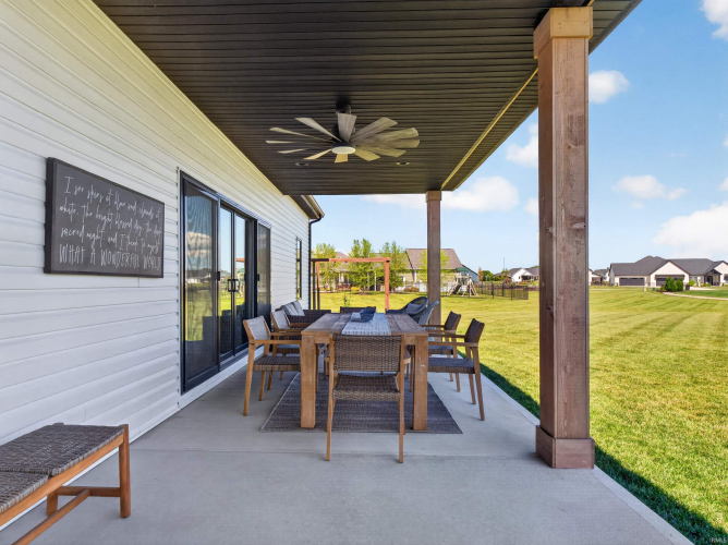 Listing Image 32