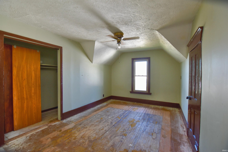 Listing Image 28