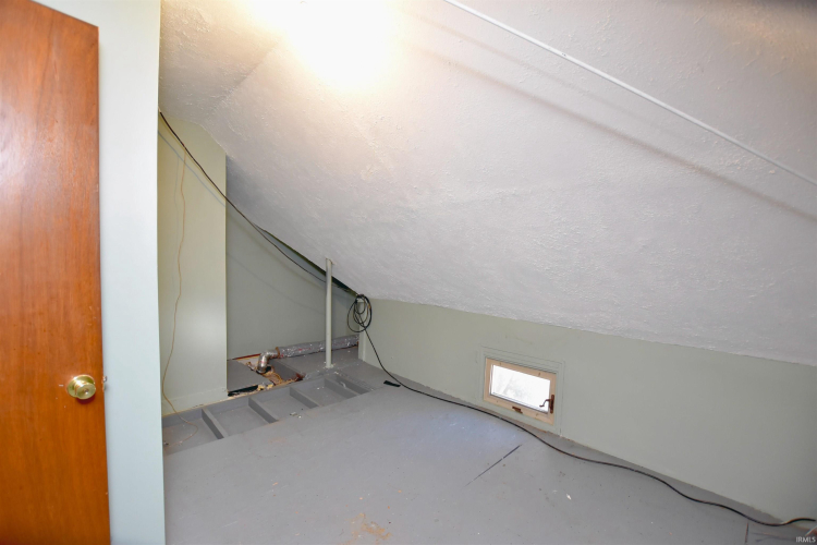 Listing Image 29