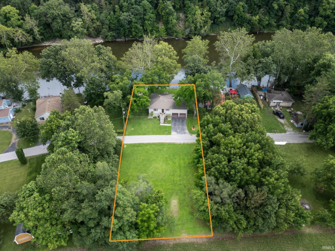 Listing Image 17