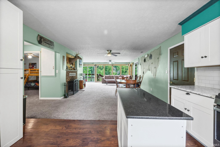 Listing Image 25