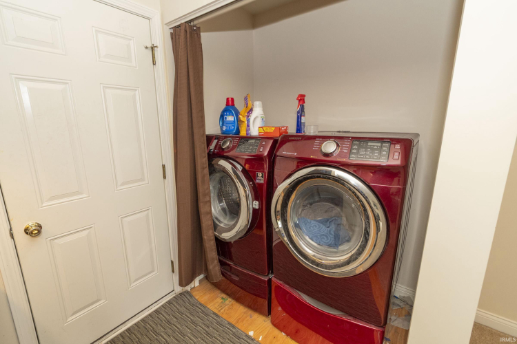 Listing Image 22
