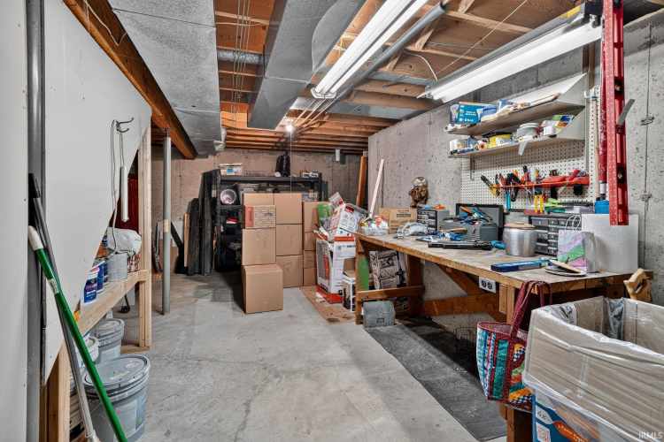 Listing Image 32