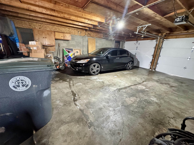 Listing Image 30