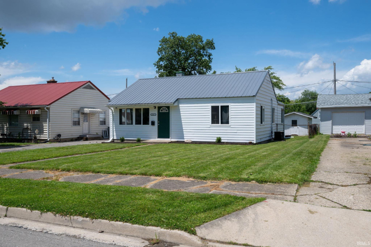 Listing Image 8