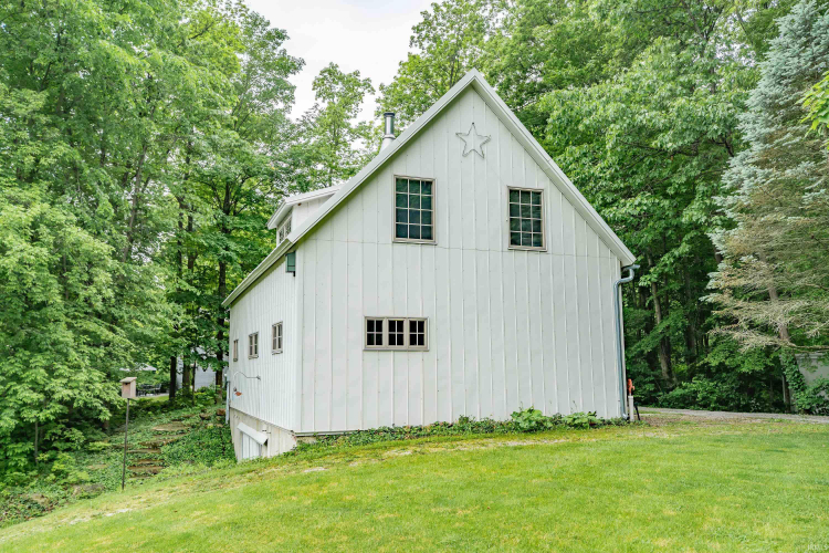 Listing Image 24