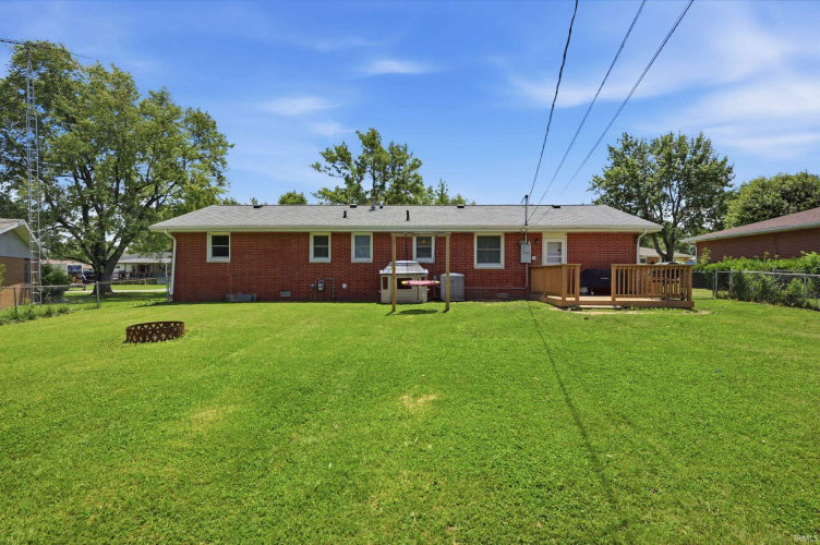 Listing Image 18