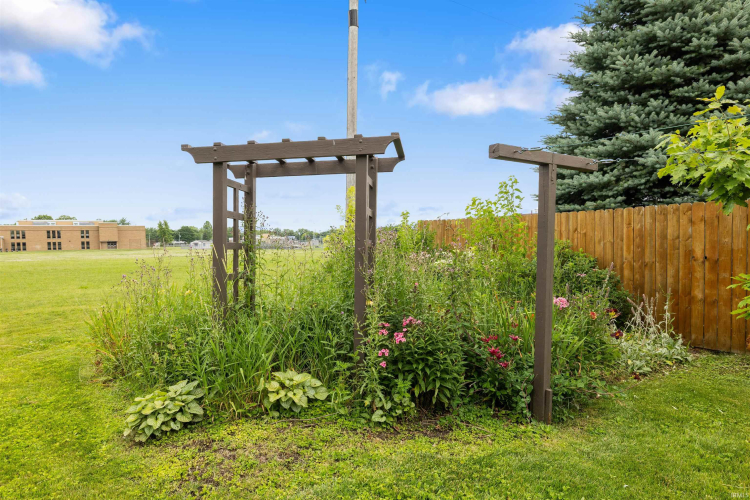 Listing Image 31