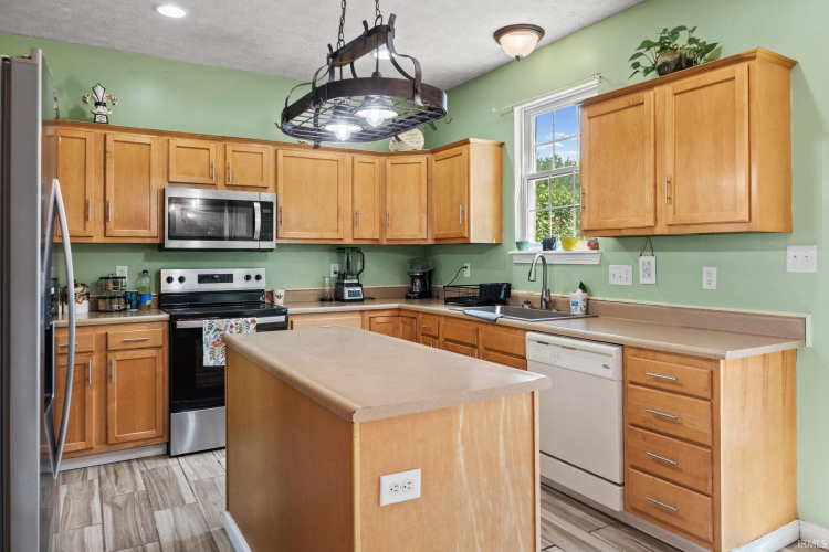 Listing Image 9