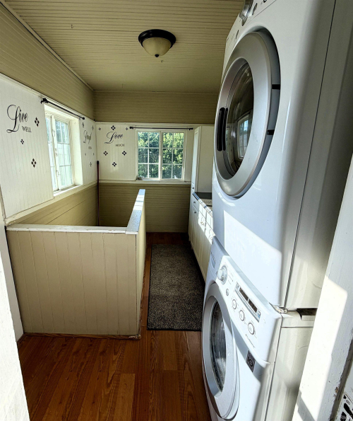 Listing Image 19