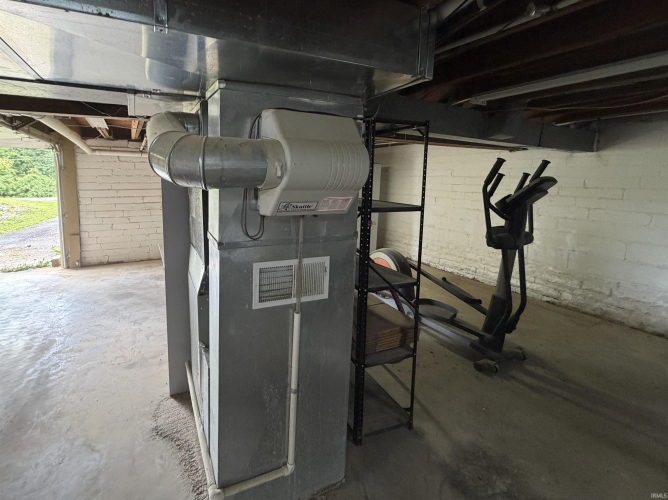 Listing Image 20