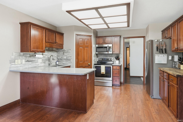 Listing Image 15