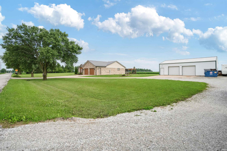 Listing Image 25