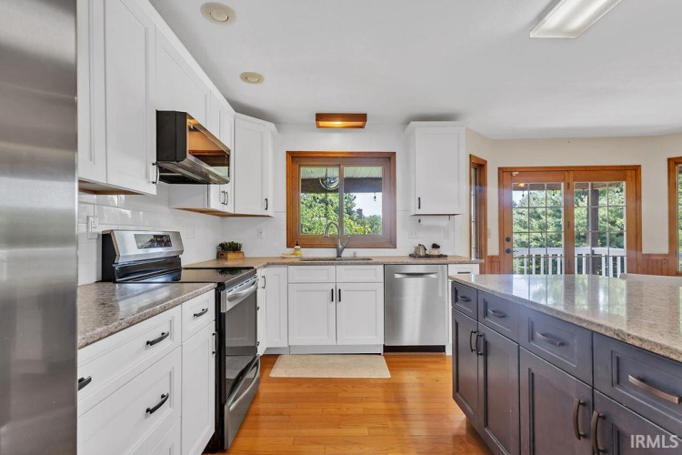 Listing Image 15